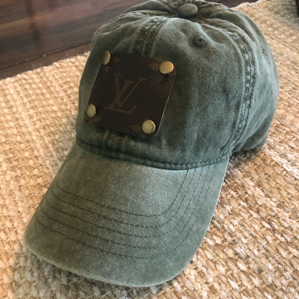 hunter green colored hat
